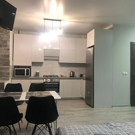 Apartment Oasis *